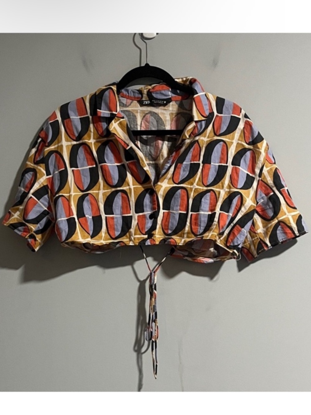 Zara Cropped Printed Blouse - Picture 5 of 7